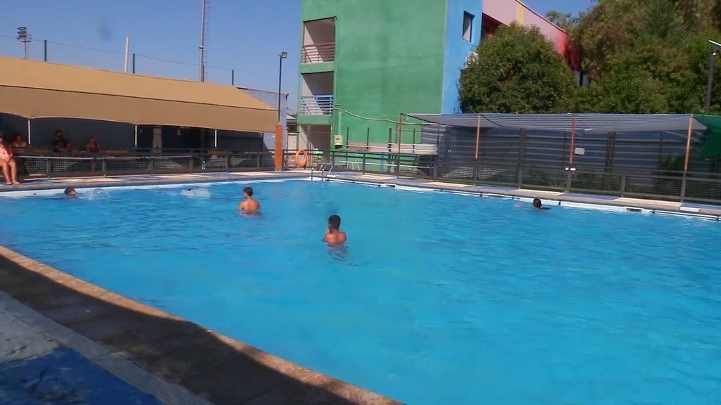 Piscina del Liceo América continúa habilitada para estudiantes de establecimientos educacionales municipalizados Piscina del Liceo América continúa habilitada para estudiantes de establecimientos educacionales municipalizados