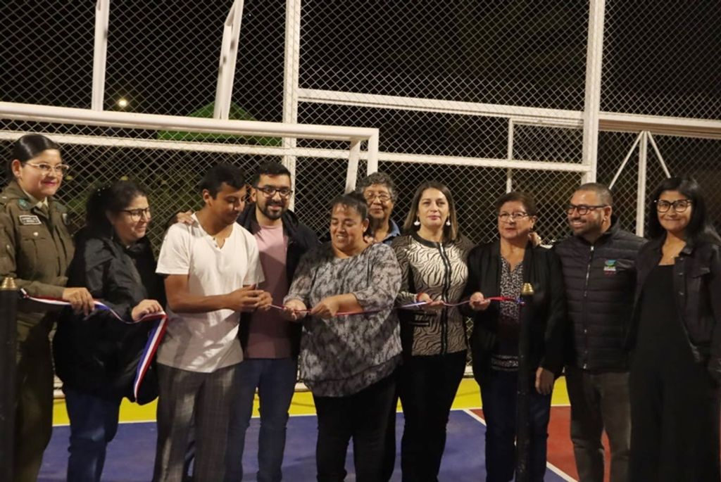 multicancha1(2) multicancha1(2)