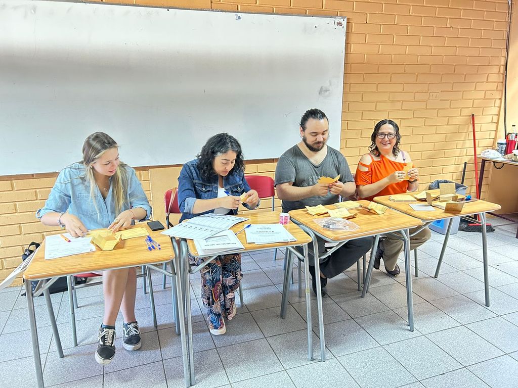 6717787a-7e68-4a8d-af16-40f9d9452557 6717787a-7e68-4a8d-af16-40f9d9452557