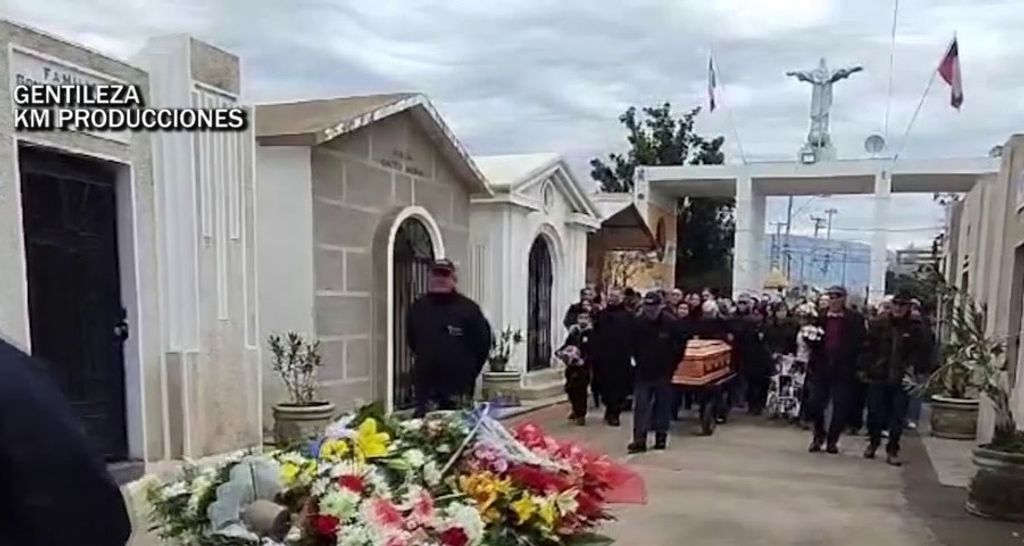 WhatsApp Image 2024-06-11 at 18 WhatsApp Image 2024-06-11 at 18