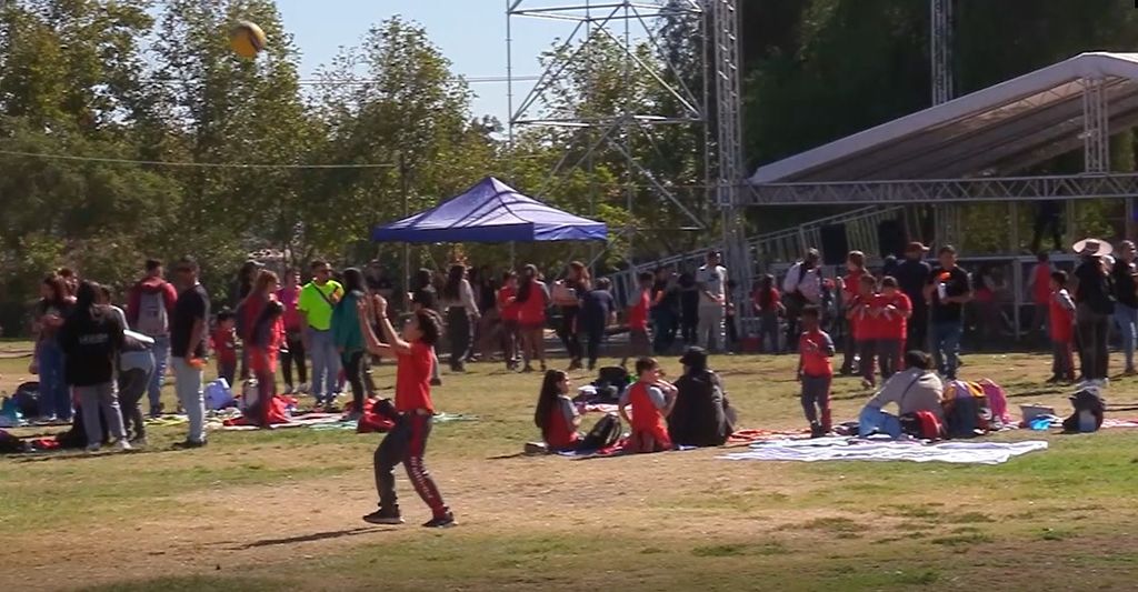 CONVIVENCIA ESCOLAR CONVIVENCIA ESCOLAR