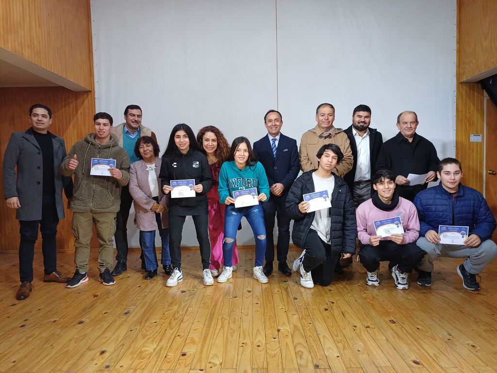 1BECAS DEPORTIVAS LA CRUZ (2)