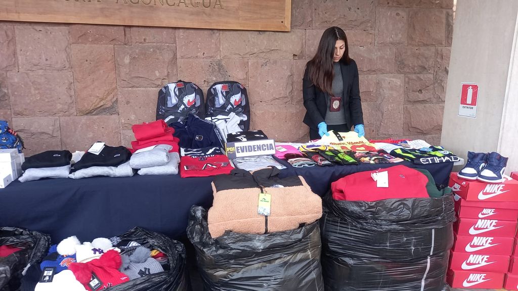 1ROPA FALSIFICADA (1) 1ROPA FALSIFICADA (1)