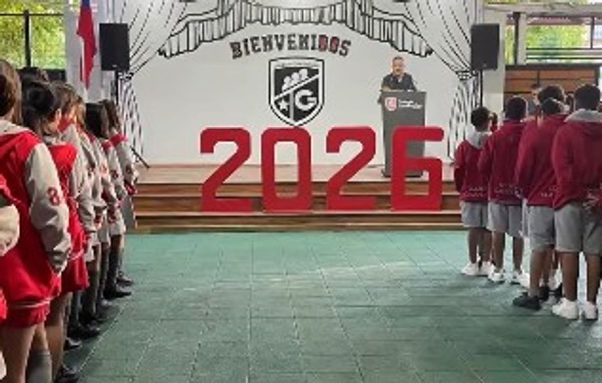 CLAUDIO GAY FOTO CLAUDIO GAY FOTO