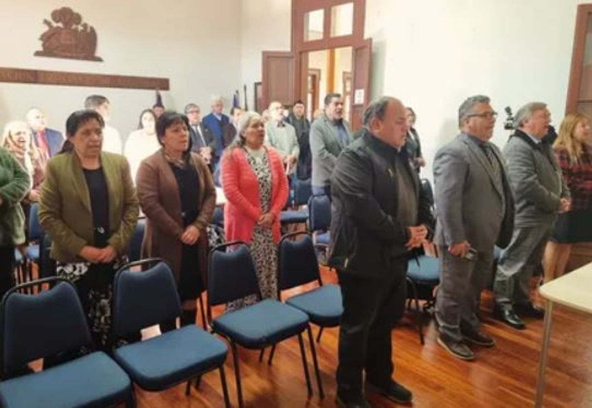 PASTORES