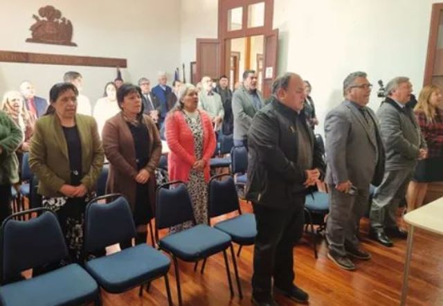 PASTORES