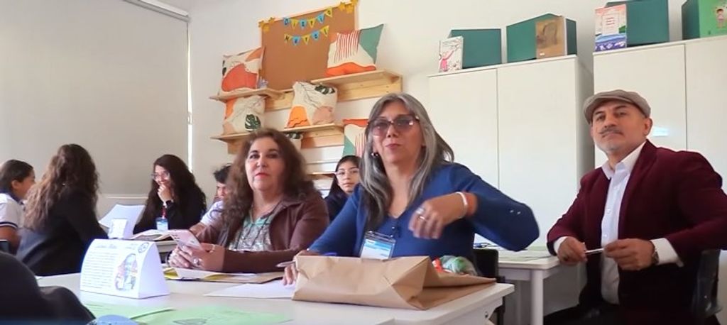 ESCRITORES ESCRITORES