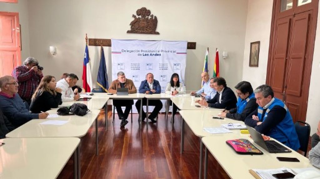 REUNIÓN MALOS OLORES REUNIÓN MALOS OLORES