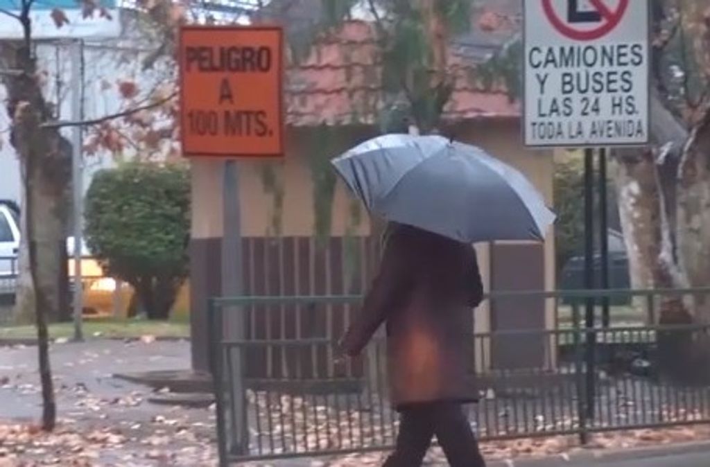 LLUVIA LLUVIA