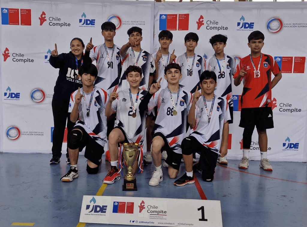 JUEGOS DEPORTIVOS ESCOLARES JUEGOS DEPORTIVOS ESCOLARES