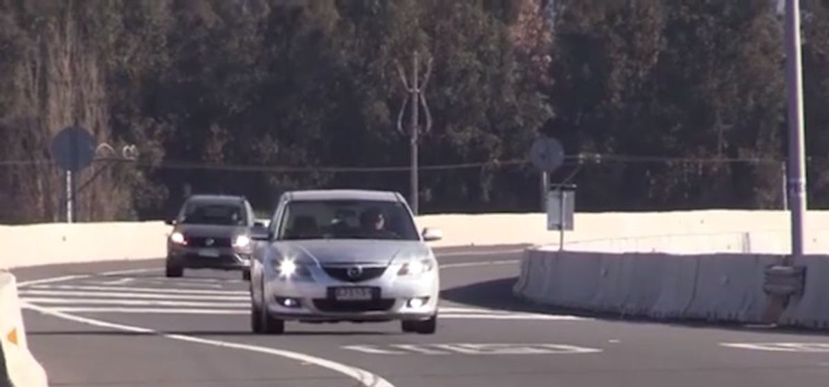 AUTOPISTA AUTOPISTA