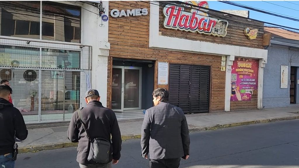 CASINO (2) CASINO (2)