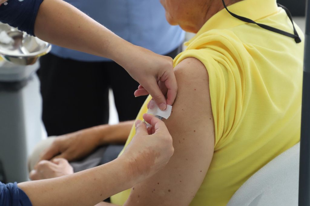 WhatsApp Image 2025-03-01 at 1 WhatsApp Image 2025-03-01 at 1