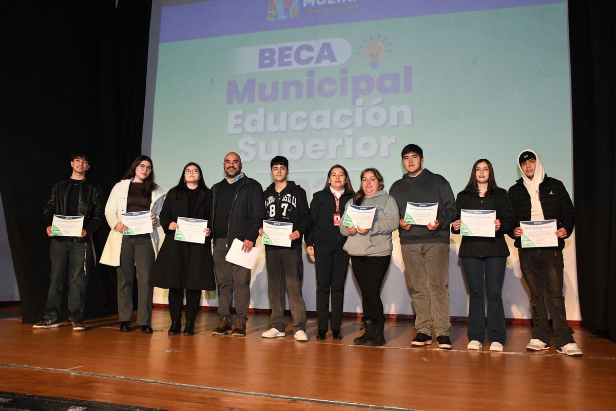 Beca Molina Beca Molina