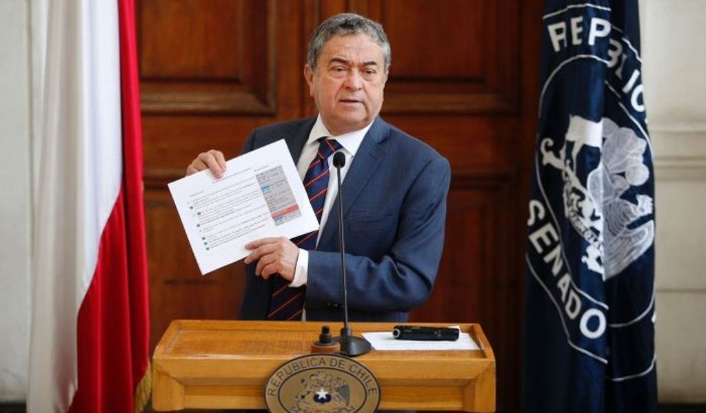 Presidente del Senado, Juan Antonio Coloma: “Urge priorizar proyectos de Defensoría de las Víctimas y Ministerio de Seguridad” Presidente del Senado, Juan Antonio Coloma: “Urge priorizar proyectos de Defensoría de las Víctimas y Ministerio de Seguridad”