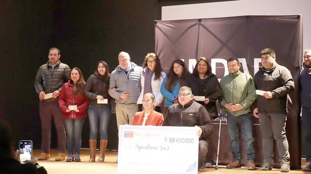 INDAP entrega incentivo económico a 610 agricultores de Longaví INDAP entrega incentivo económico a 610 agricultores de Longaví