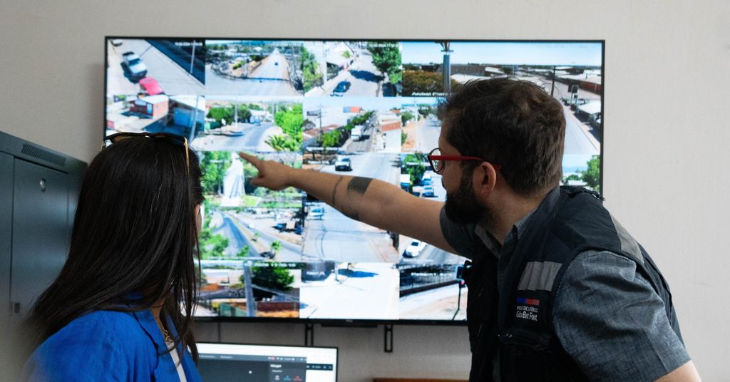 Inauguración Sistema de Televigilancia de la Municipalidad de Cauquenes Inauguración Sistema de Televigilancia de la Municipalidad de Cauquenes