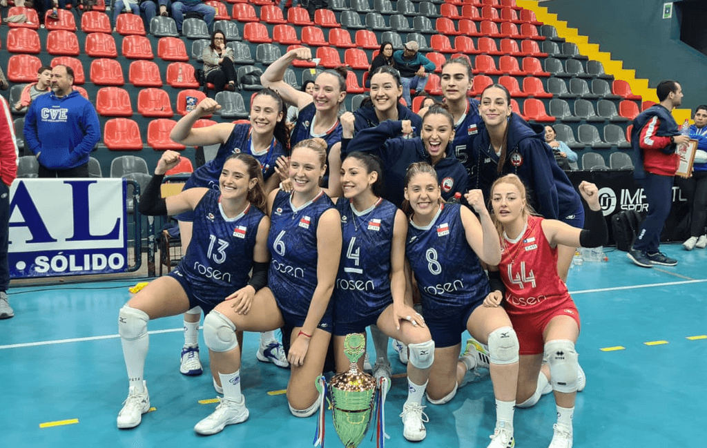 Selección de vóleibol femenino de Chile ganó 3-2 Selección de vóleibol femenino de Chile ganó 3-2