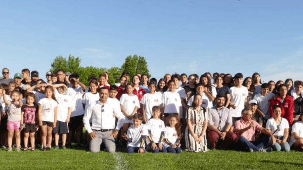 Deportistas promesas maulinos reciben implementación deportiva Deportistas promesas maulinos reciben implementación deportiva