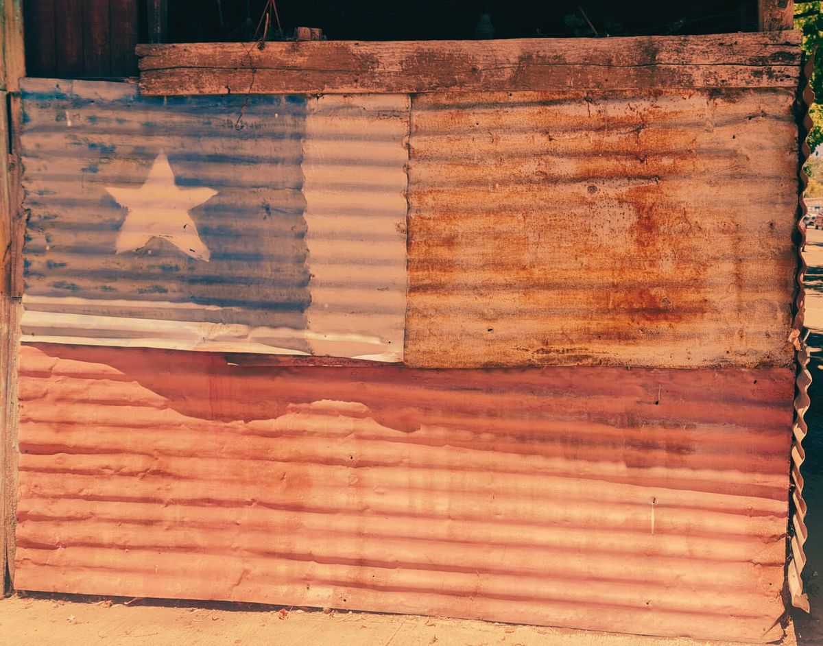 La Bandera Prevalece La Bandera Prevalece