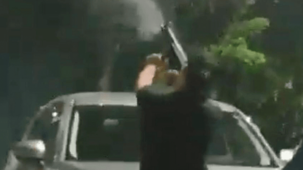 Habitantes de la población Emilio Gidi soportaron disparos y fuegos artificiales a raíz de un funeral Habitantes de la población Emilio Gidi soportaron disparos y fuegos artificiales a raíz de un funeral