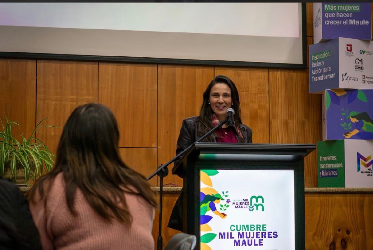 Cumbre mil mujeres Cumbre mil mujeres