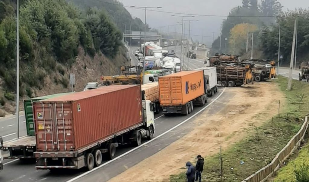 Paralización de camioneros Ruta 5 Sur