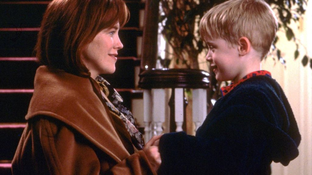 macaulay-culkin-catherine-ohara macaulay-culkin-catherine-ohara