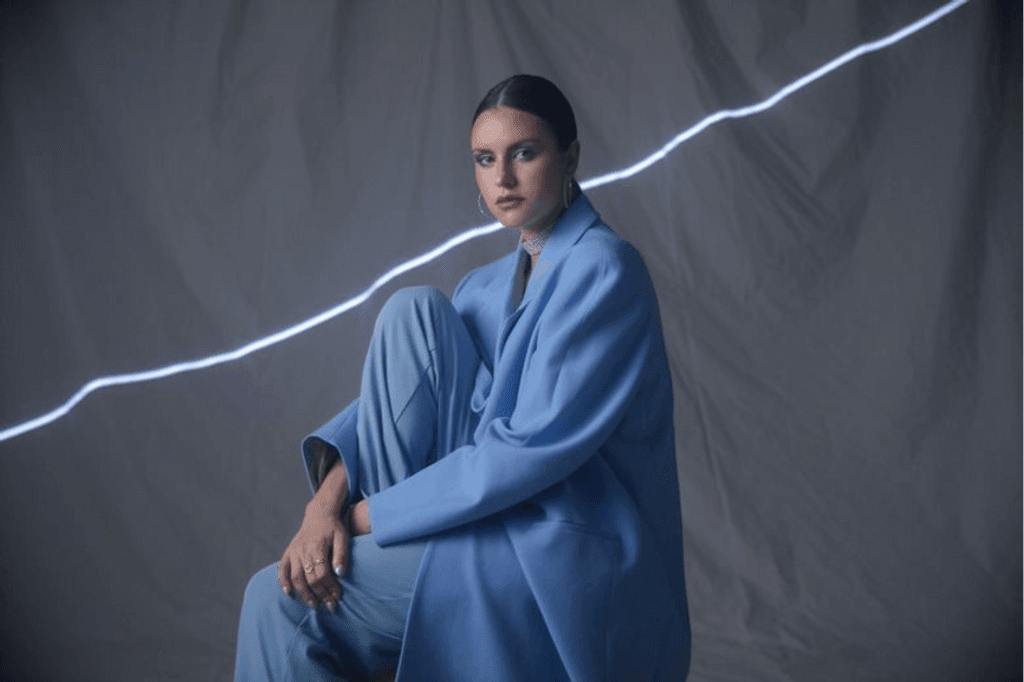 Emilia Dides Emilia Dides