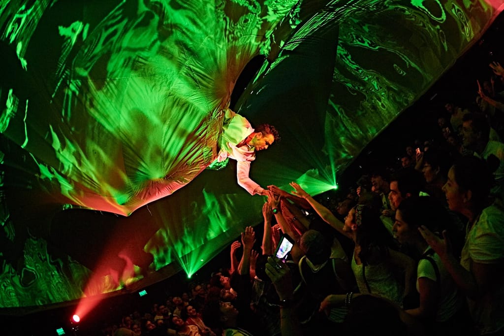 Fuerza Bruta Wayra Fuerza Bruta Wayra