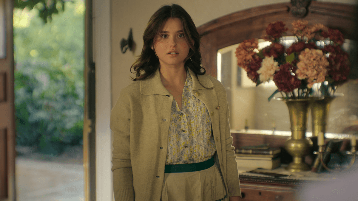 Nicole Wallace (Young Clara) Nicole Wallace (Young Clara)