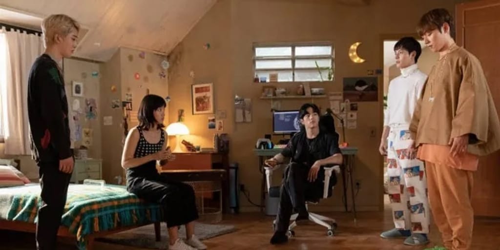 A través del Armario A través del Armario