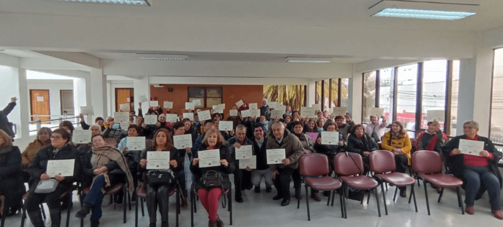 Organizaciones de adulos mayores en la Región del Maule reciben fondos por parte de SENAMA Organizaciones de adulos mayores en la Región del Maule reciben fondos por parte de SENAMA