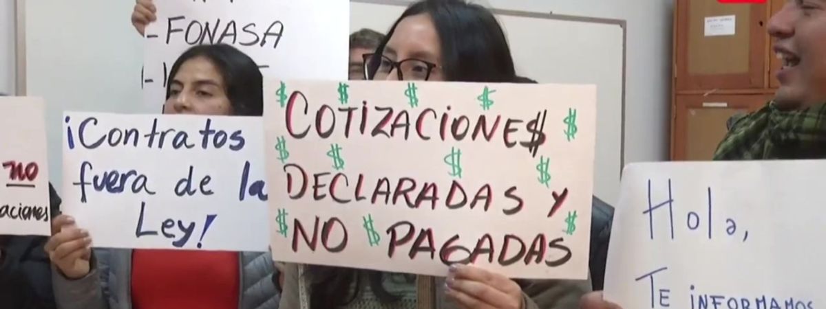 Estudiantes de Linares se encuentran sin clases por paro docente