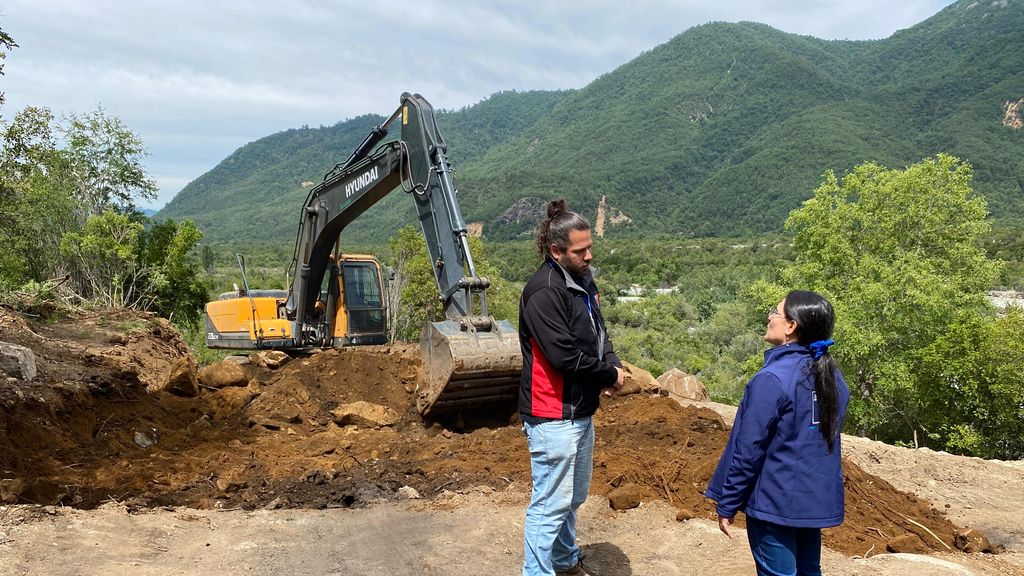 Se trabaja en nueva ruta alternativa en el sector de Chupallar, camino "Ruta el Carbonero" Se trabaja en nueva ruta alternativa en el sector de Chupallar, camino "Ruta el Carbonero"