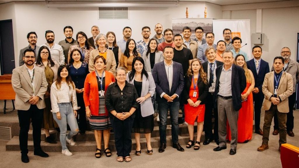 Médicos especialistas del programa "Becas Maule" son reconocidos por autoridades Médicos especialistas del programa "Becas Maule" son reconocidos por autoridades