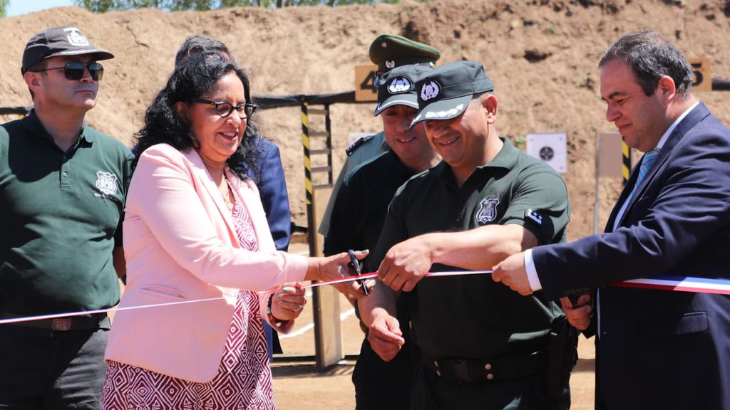 Gendarmería inaugura nuevo centro de entrenamiento para prácticas de tiro Gendarmería inaugura nuevo centro de entrenamiento para prácticas de tiro