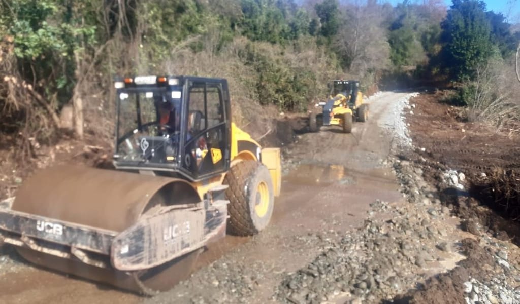 Ministerio de Obras Públicas coordina trabajos para abordar emergencia por temporales en la Región Ministerio de Obras Públicas coordina trabajos para abordar emergencia por temporales en la Región