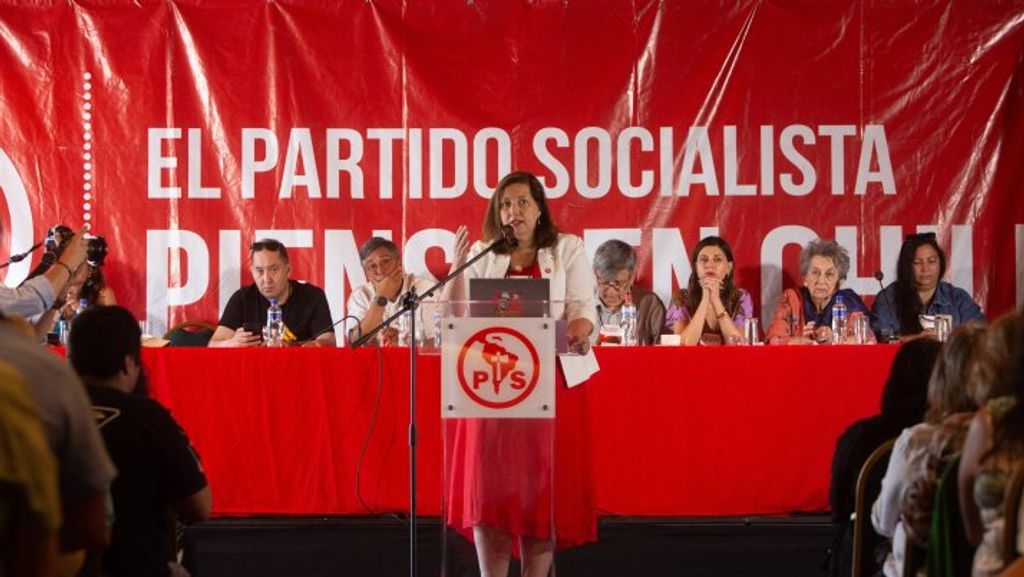 Senadora Vodanovic asumió la vicepresidencia de la Internacional Socialista Senadora Vodanovic asumió la vicepresidencia de la Internacional Socialista