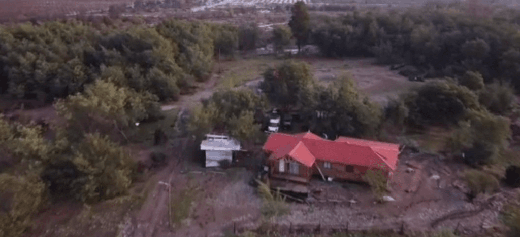 Vecinos del sector de "Los Maitenes" de Linares se encuentran sin agua Vecinos del sector de "Los Maitenes" de Linares se encuentran sin agua