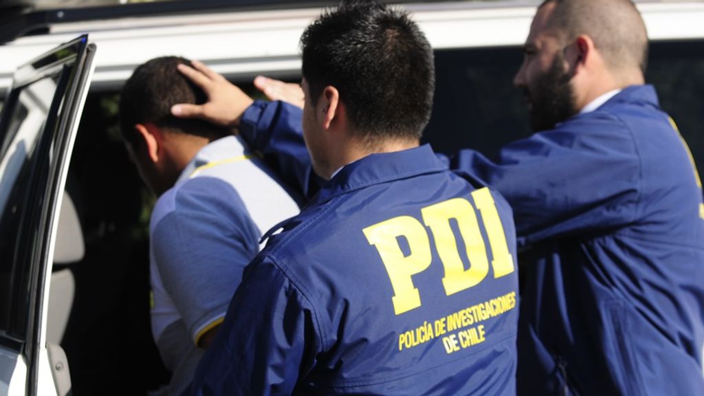 Prisión preventiva para imputado por robo con homicidio en cerro Condell de Curicó Prisión preventiva para imputado por robo con homicidio en cerro Condell de Curicó