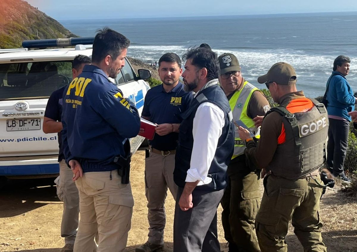 Búsqueda de persona desaparecida en la costa Búsqueda de persona desaparecida en la costa