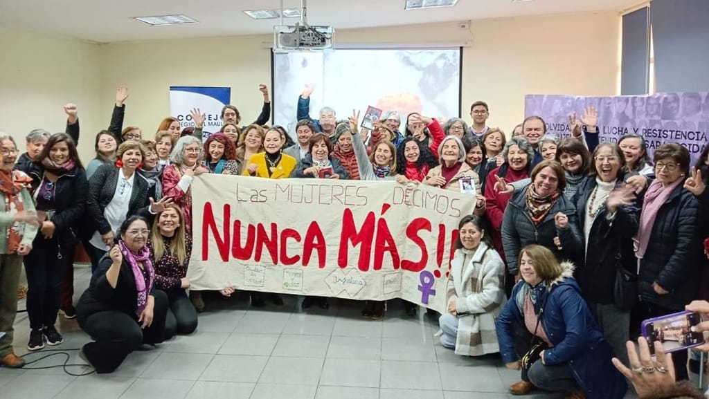 Defensoras de la memoria: Así fue la lucha contra Pinochet Defensoras de la memoria: Así fue la lucha contra Pinochet