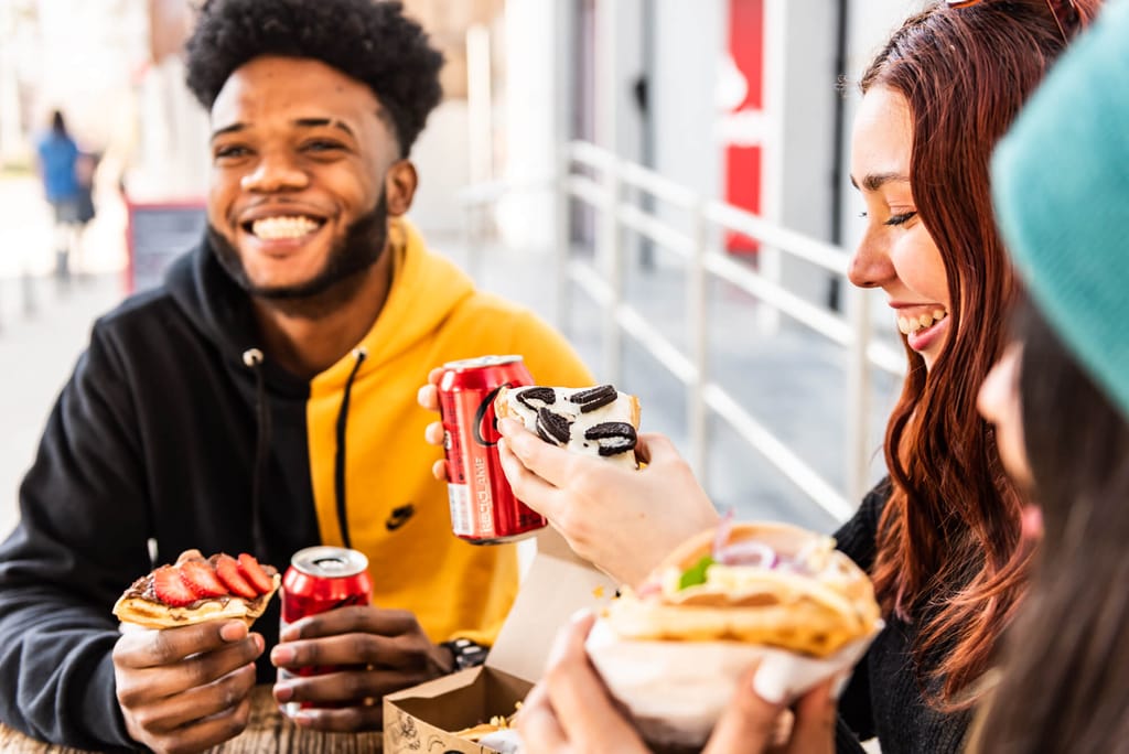 Las nuevas tendencias de cadenas chilenas para hacer frente a las apps de delivery Las nuevas tendencias de cadenas chilenas para hacer frente a las apps de delivery