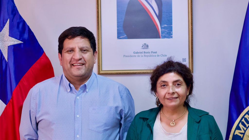 Presentan a nueva seremi de Agricultura en el Maule, Claudia Ramos Muñoz. Presentan a nueva seremi de Agricultura en el Maule, Claudia Ramos Muñoz.