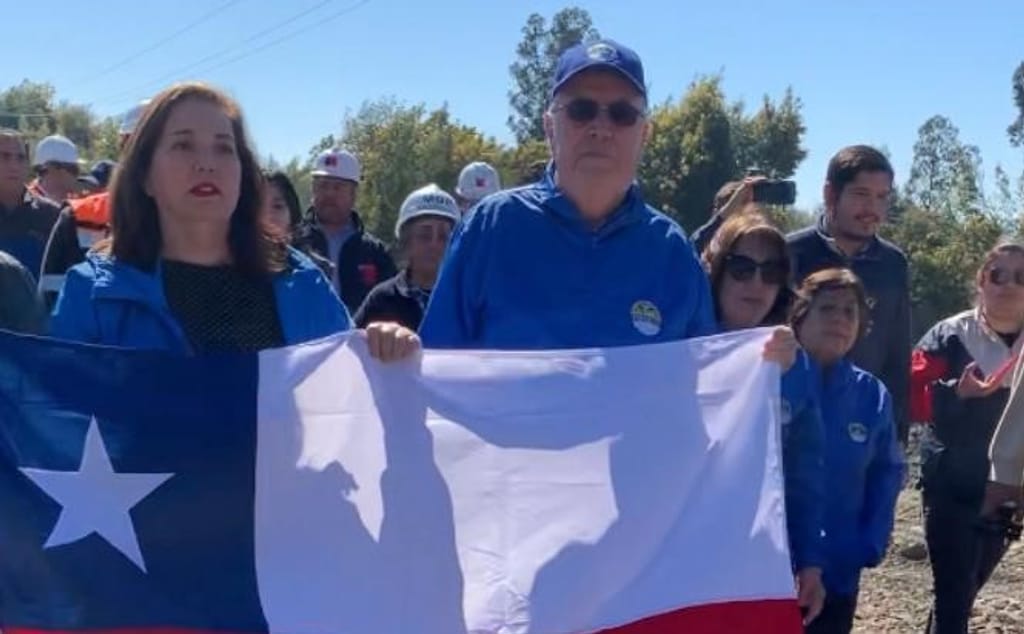 Autoridades incorporan el "Plan Maule" para la reconstrucción solicitado por la Senadora Vodanovic Autoridades incorporan el "Plan Maule" para la reconstrucción solicitado por la Senadora Vodanovic