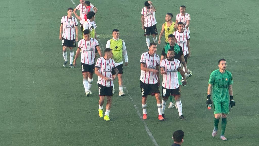 Deportes Linares pierde 2-1 contra Real San Joaquín Deportes Linares pierde 2-1 contra Real San Joaquín