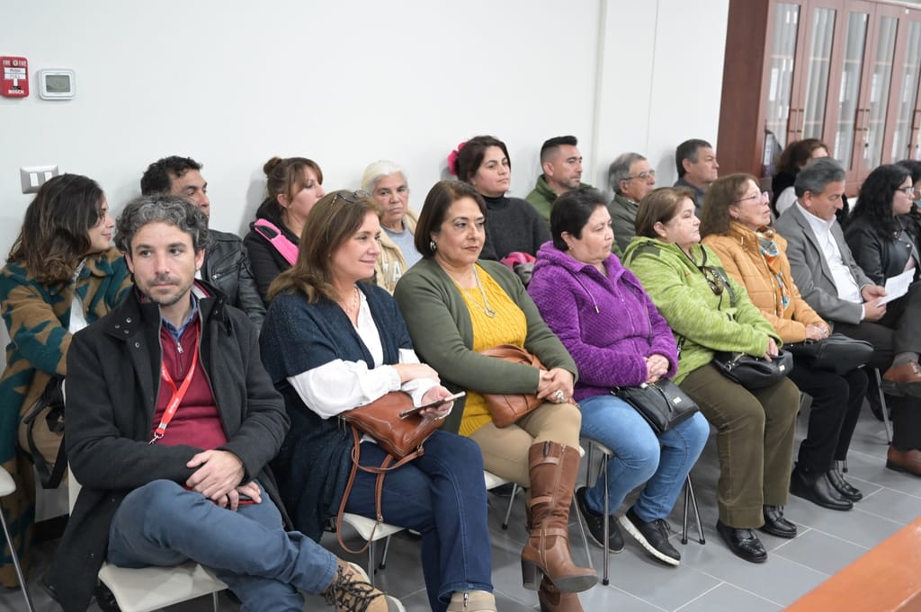 Consejo Regional del Maule aprobó el Diseño para mejorar las calles de la Población Bellavista en Parral Consejo Regional del Maule aprobó el Diseño para mejorar las calles de la Población Bellavista en Parral