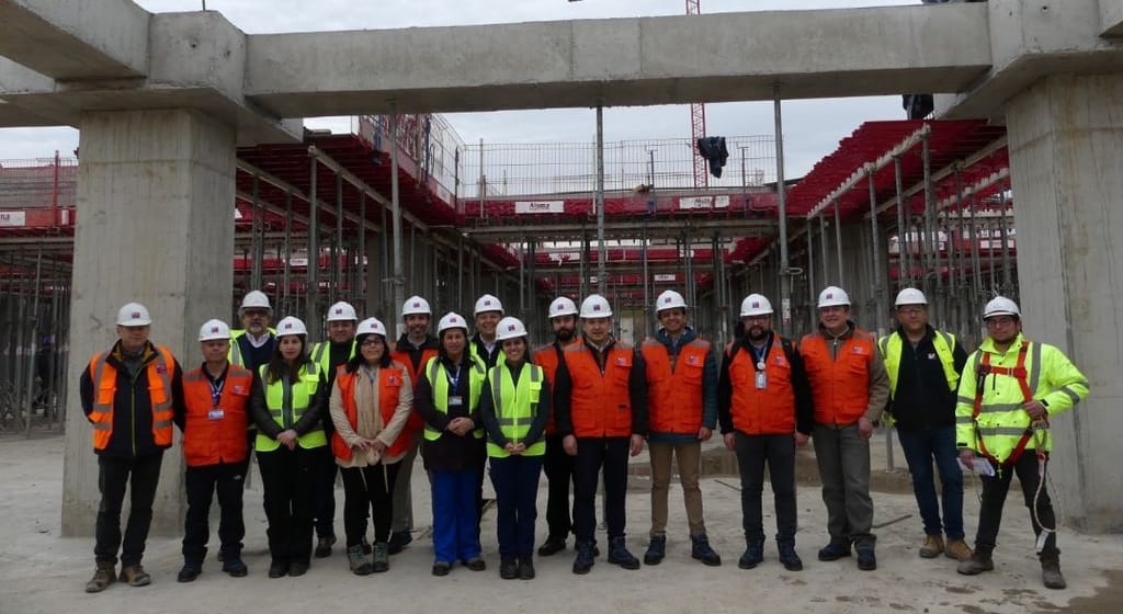 Hospital de Parral expone un 13% de avance de su construcción Hospital de Parral expone un 13% de avance de su construcción