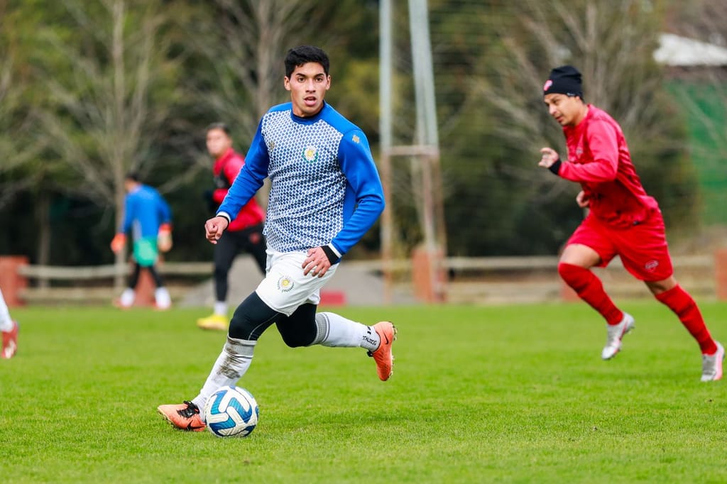 Ñublense vence a Deportes Linares durante un partido amistoso Ñublense vence a Deportes Linares durante un partido amistoso